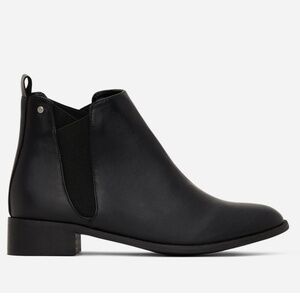 Matt and Nat Ankle Boots JOLIETTE WOMEN'S 37 BLACK VEGAN FLAT SLIP ON BOOTS